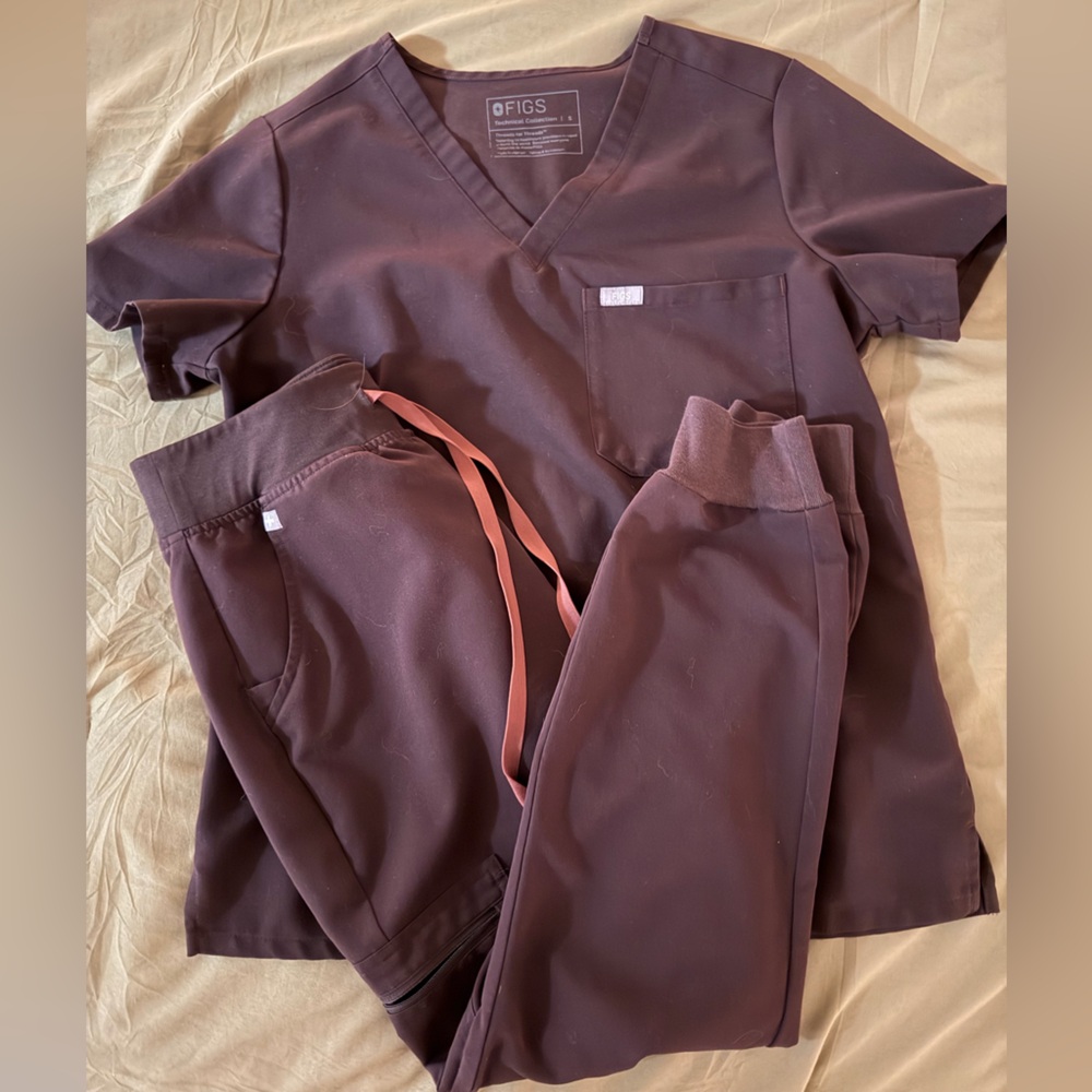 Figs brown scrubs
